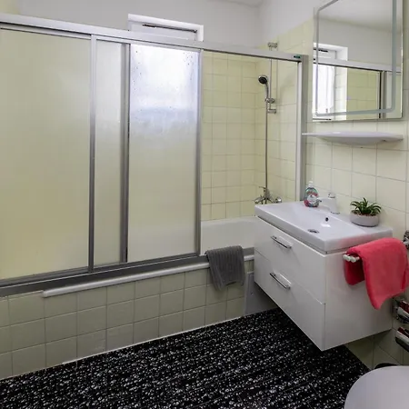 Gokaprun Mit Blick Auf Berge Lejlighed *